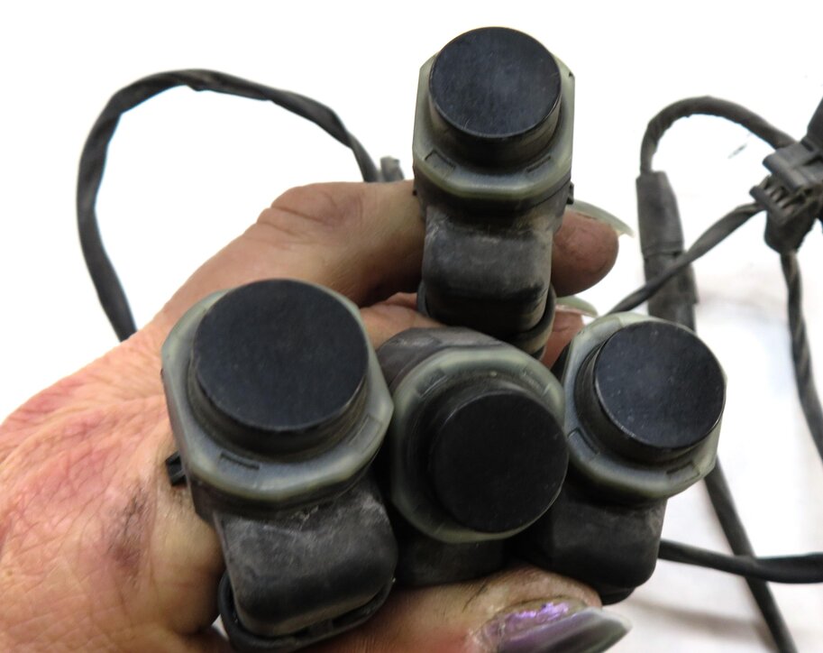Thumbnail 5: 2009 BMW X5 (E70) REAR PARK ASSIST PDC SENSOR SET4 (BLACK) w/ WIRE HARNESS