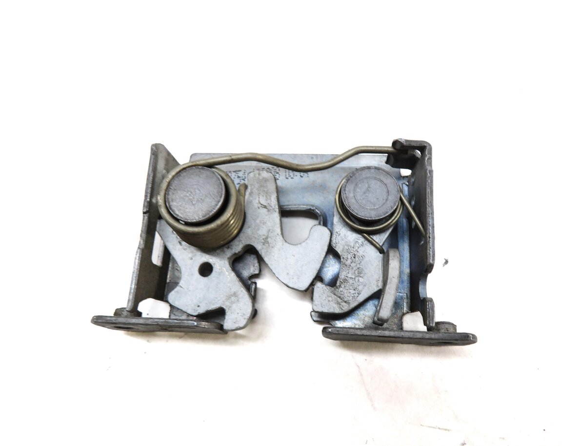 Thumbnail 5: 2009 BMW X5 (E70) FRONT LEFT & RIGHT LOWER HOOD LOCK LATCH SET 2 7178754 7178753