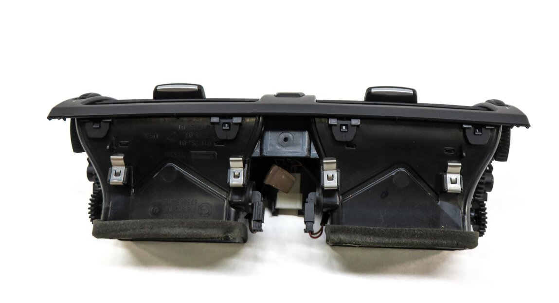 Thumbnail 4: 2009 BMW X5 (E70) FRONT CENTER DASH A/C HEATER AIR VENT (BLACK) w/ HAZARD SWITCH