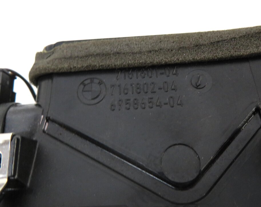 Thumbnail 6: 2009 BMW X5 (E70) FRONT CENTER DASH A/C HEATER AIR VENT (BLACK) w/ HAZARD SWITCH
