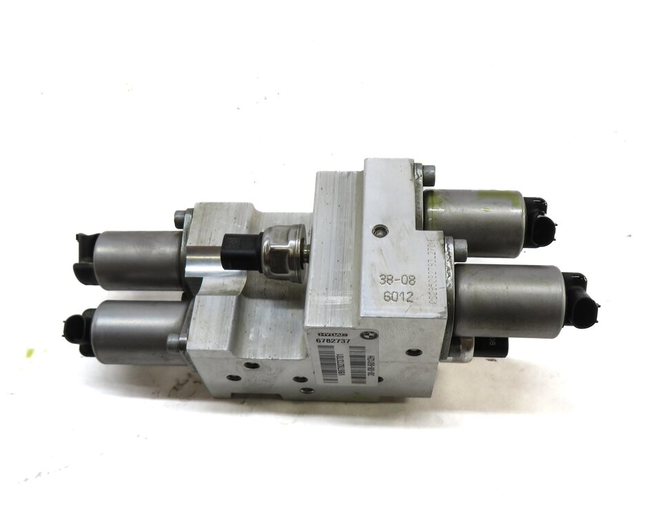 Thumbnail 2: 2009 BMW X5 (E70) DYNAMIC DRIVE SUSPENSION HYDRAULIC VALVE BLOCK 37206782737