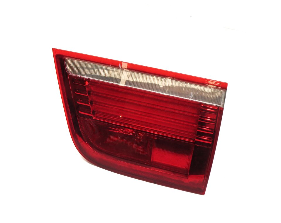 2007-2010 BMW X5 X5M (E70) RIGHT PASSENGER REAR INNER TRUNK TAILLIGHT LIGHT LAMP