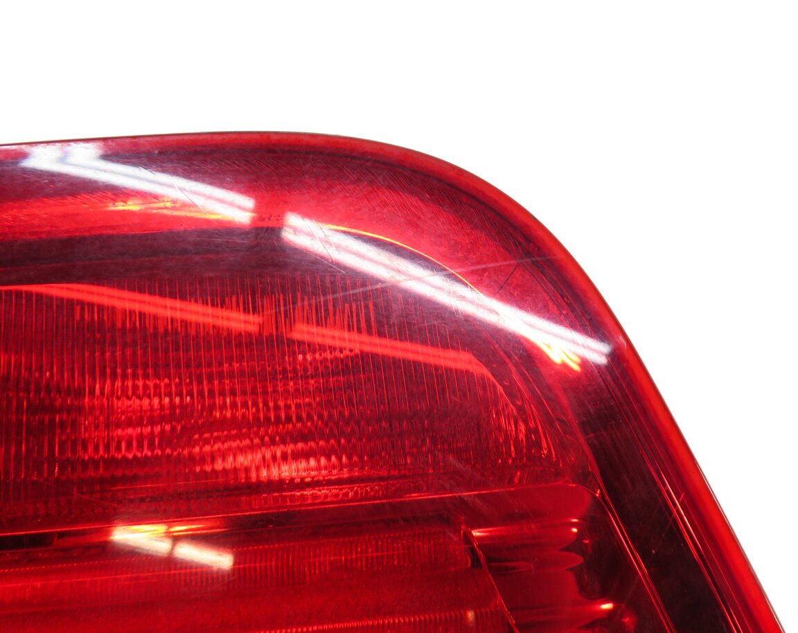 Thumbnail 6: 2007-2010 BMW X5 X5M (E70) RIGHT PASSENGER REAR INNER TRUNK TAILLIGHT LIGHT LAMP