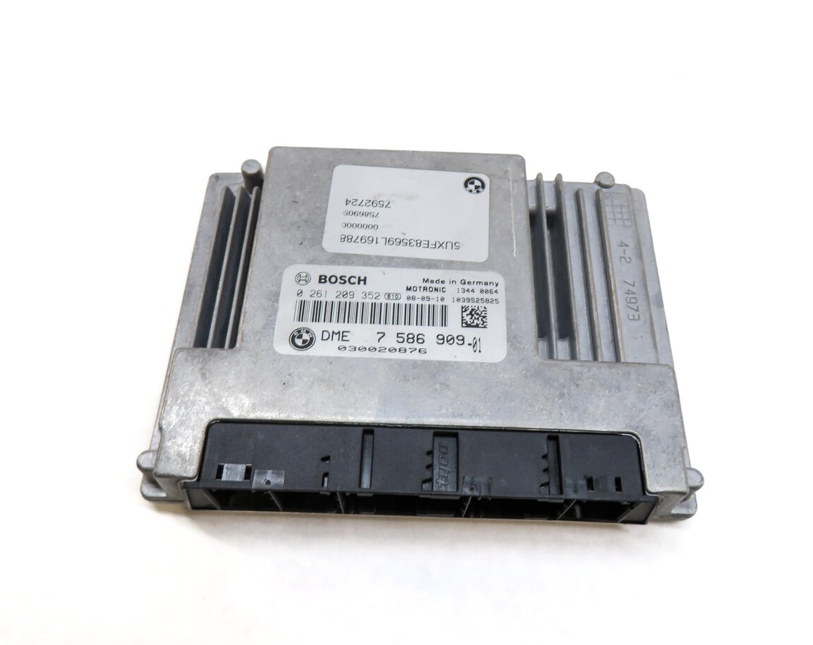 Thumbnail 4: 2009 BMW X5 (E70) 4.8L N62 ANTI THEFT IMMOBILIZER BODY ENGINE MODULE & KEY SET