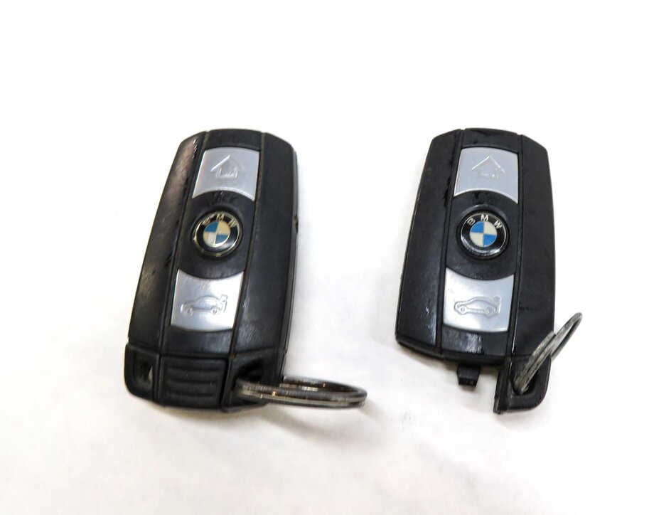 Thumbnail 6: 2009 BMW X5 (E70) 4.8L N62 ANTI THEFT IMMOBILIZER BODY ENGINE MODULE & KEY SET