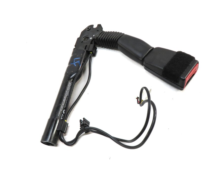 Thumbnail 3: 2012-2019 BMW 2 3 4 SERIES (F22 F30 F32) LEFT FRONT DRIVER SEATBELT RECEIVER