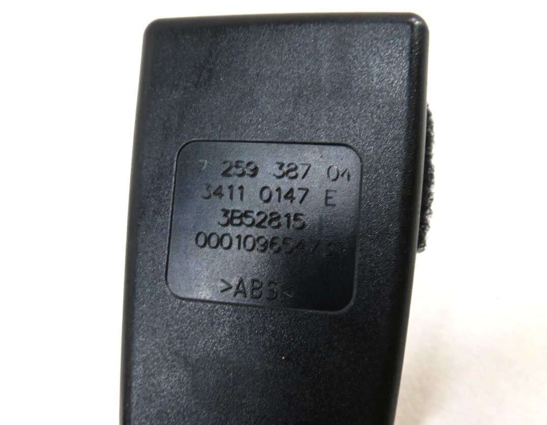 Thumbnail 7: 2012-2019 BMW 2 3 4 SERIES (F22 F30 F32) LEFT FRONT DRIVER SEATBELT RECEIVER