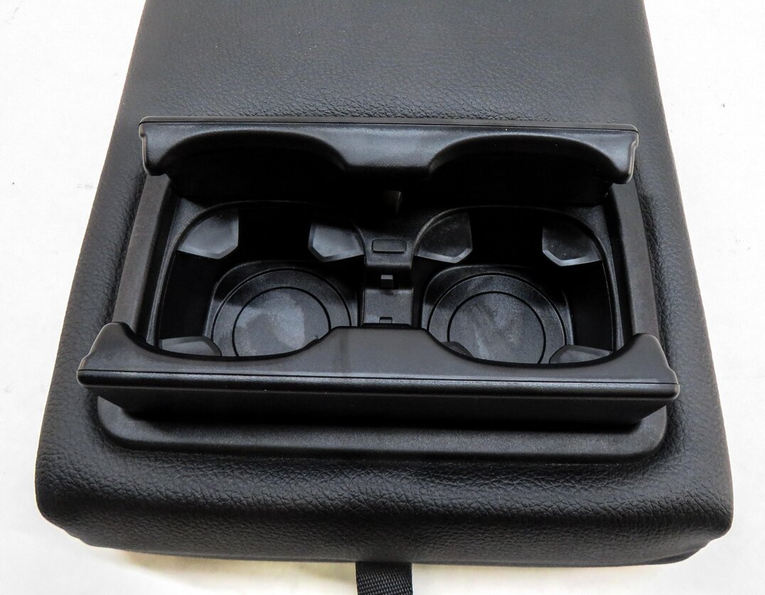 Thumbnail 7: 2016 BMW 435i COUPE (F32) REAR SEAT FOLD DOWN CONSOLE ARM REST CUPHOLDER (BLACK)