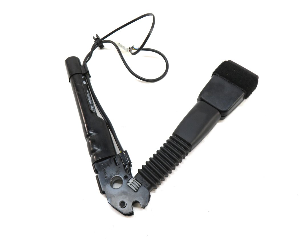 Thumbnail 4: 12-19 BMW 2 3 4 M3 (F22 F32 F33 F34 F36) FRONT RIGHT PASSENGER SEATBELT RECEIVER