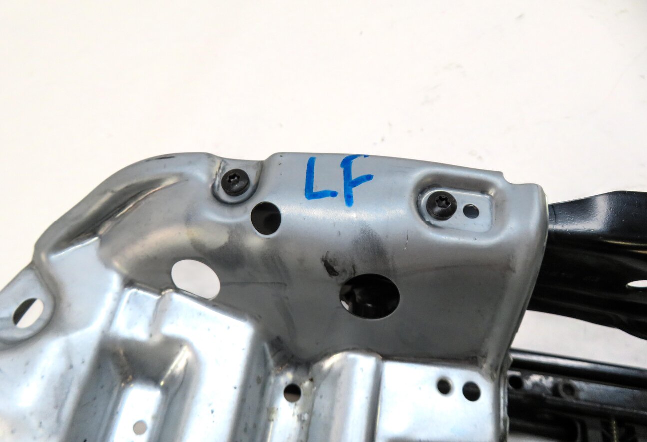 Thumbnail 8: 14-20 BMW 2 4 SERIES (F22 F32) COUPE - FRONT LEFT DRIVER SEAT TRACK w/ MOTORS