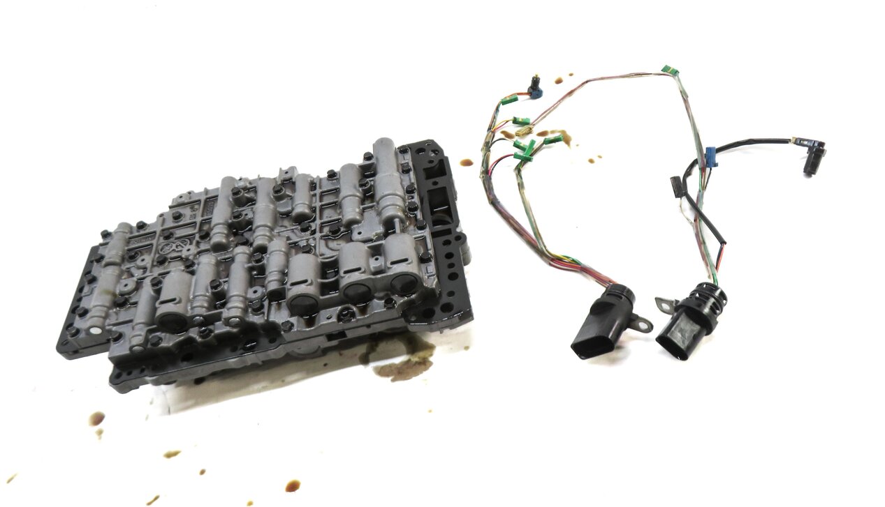 Thumbnail 3: 11-15 VW TOUAREG / AUDI Q7 (4L) 8 SPEED MHN AUTOMATIC TRANSMISSION VALVE BODY