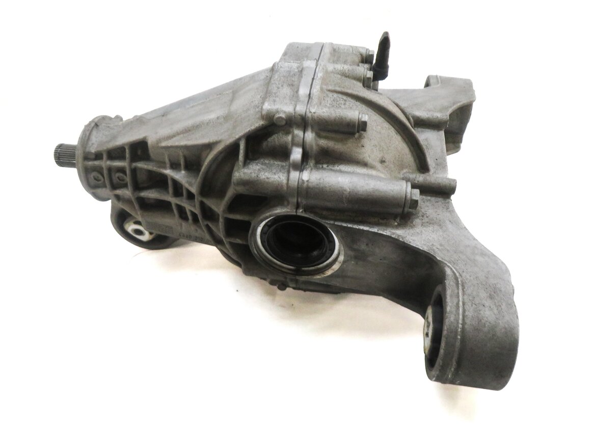 Thumbnail 4: 2011-2015 VW TOUAREG AUDI Q7 (4L) 3.0L 3.6L REAR DIFFERENTIAL GEAR CARRIER (MEY)