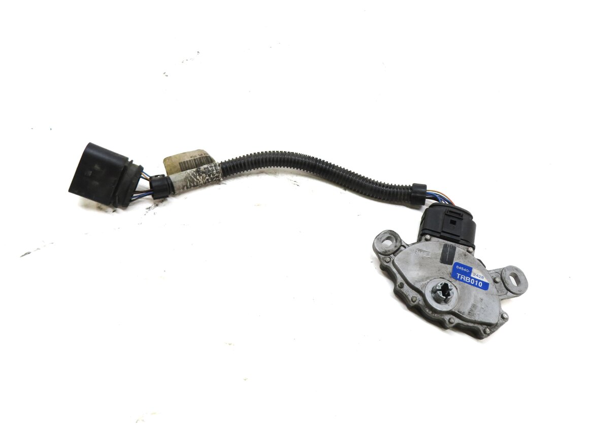 Thumbnail 1: 2014 AUDI Q7 (4L) 3.0L ENGINE AUTO TRANSMISSION NEUTRAL SAFETY SWITCH & HARNESS