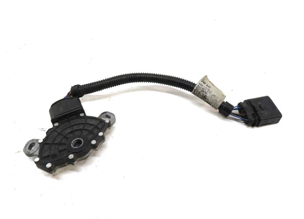 Thumbnail 5: 2014 AUDI Q7 (4L) 3.0L ENGINE AUTO TRANSMISSION NEUTRAL SAFETY SWITCH & HARNESS