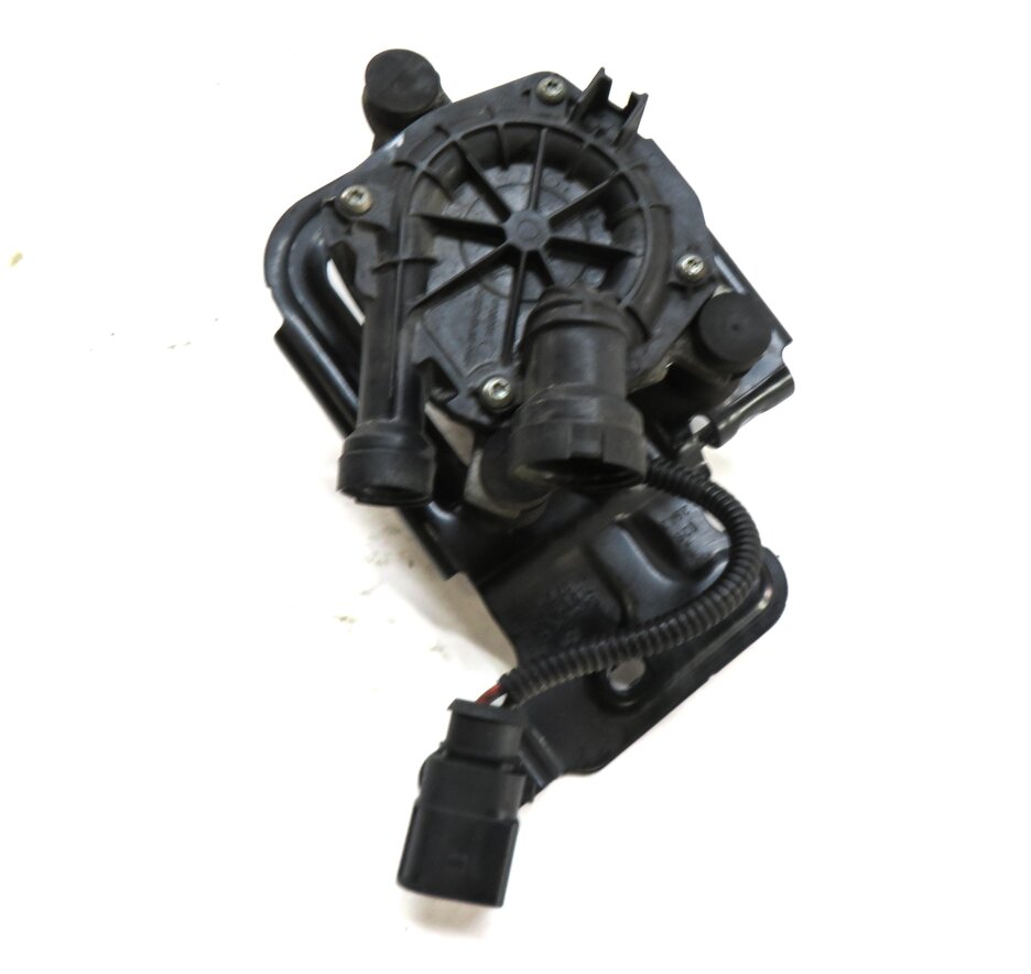 2014 AUDI Q7 (4L) 3.0L CTWA SUPER ENGINE SECONDARY AIR INJECTION PUMP 07K959253B