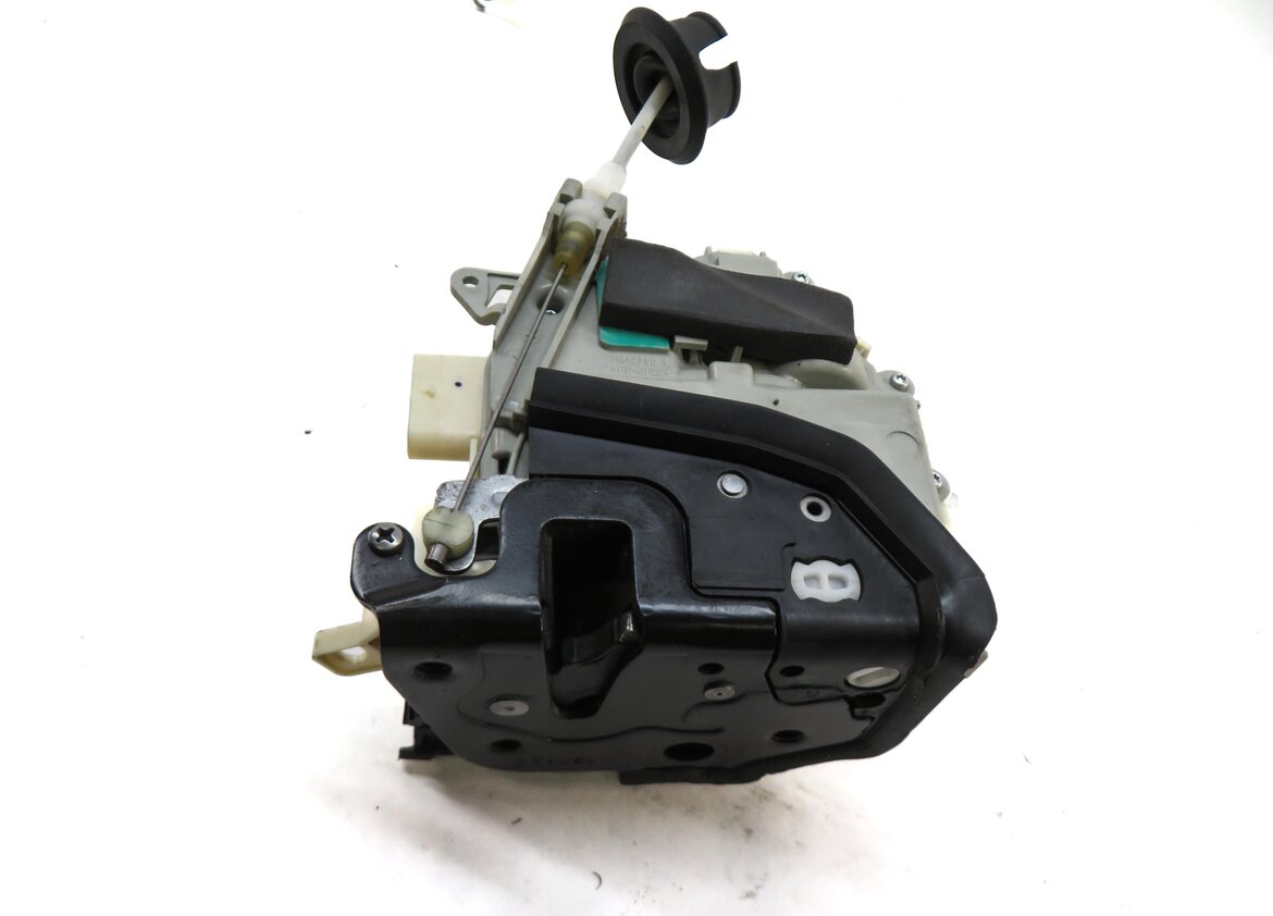 Thumbnail 5: 2010-2019 AUDI / PORSCHE A4 S4 A5 S5 A6 Q3 Q5 Q7 TT 911 - RIGHT FRONT DOOR LATCH