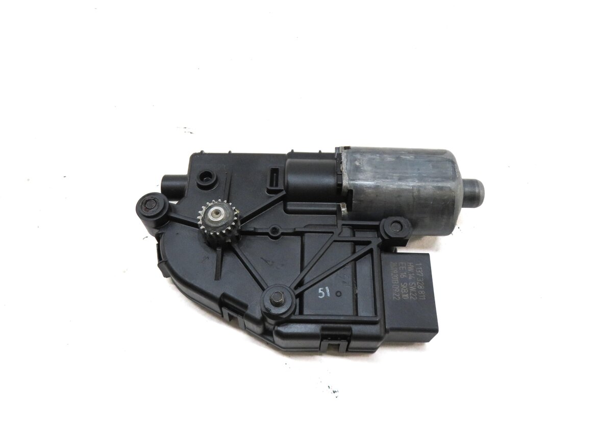 Thumbnail 5: 2007-2014 AUDI Q7 (4L) SUNROOF MOTOR SUN ROOF SUNSHADE SHADE WINDOW MOTOR