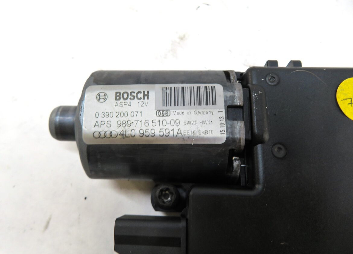 Thumbnail 6: 2007-2014 AUDI Q7 (4L) SUNROOF MOTOR SUN ROOF SUNSHADE SHADE WINDOW MOTOR