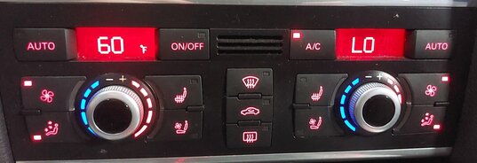 Thumbnail 2: 2013-2015 AUDI Q7 (4L) FRONT HEATER A/C TEMPERATURE CLIMATE CONTROL PANEL