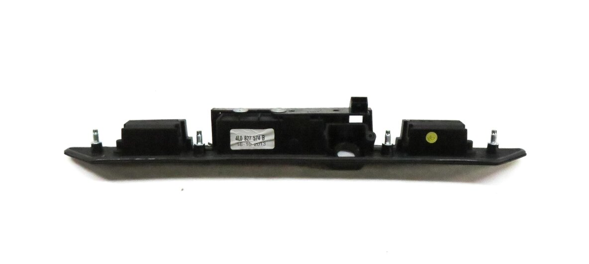 Thumbnail 5: 2014 AUDI Q7 (4L) REAR HATCH TRUNK HANDLE w/ LICENSE PLATE LIGHTS 4L0827574B