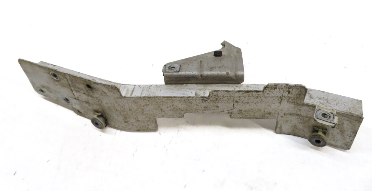 Thumbnail 6: 2015 BMW X5 (F15) BUMPER BAR & HEADLIGHT MOUNTING BRACKET - RIGHT PASSENGER