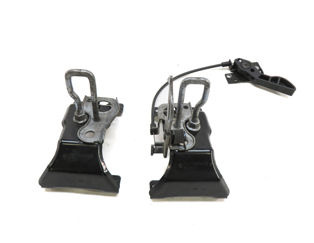 Thumbnail 4: 2015 BMW X5 (F15) HOOD UPPER SAFETY CATCH RELEASE LEVER WITH STRIKER PLATES