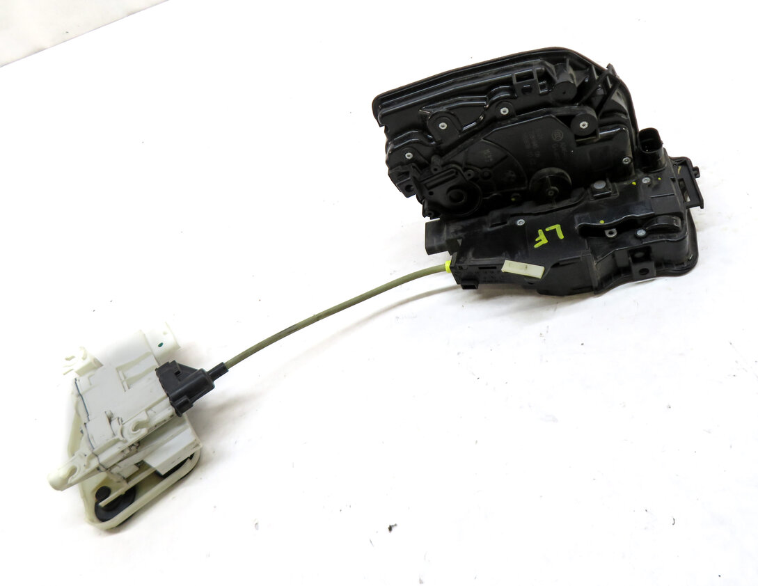 Thumbnail 3: 14-19 BMW 7 X6 (G11 G12 F15 F16) FRONT LEFT SOFT CLOSE DOOR LATCH w/ ACTUATOR
