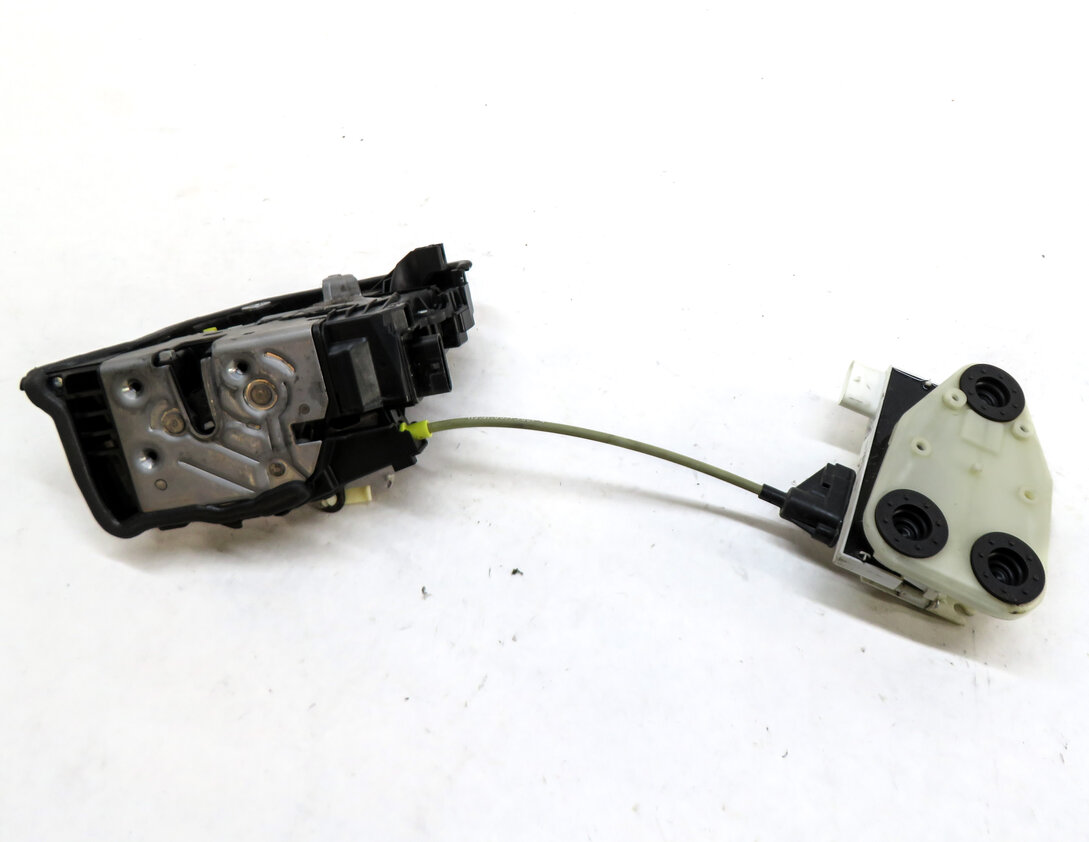 Thumbnail 4: 14-19 BMW 7 X6 (G11 G12 F15 F16) FRONT LEFT SOFT CLOSE DOOR LATCH w/ ACTUATOR