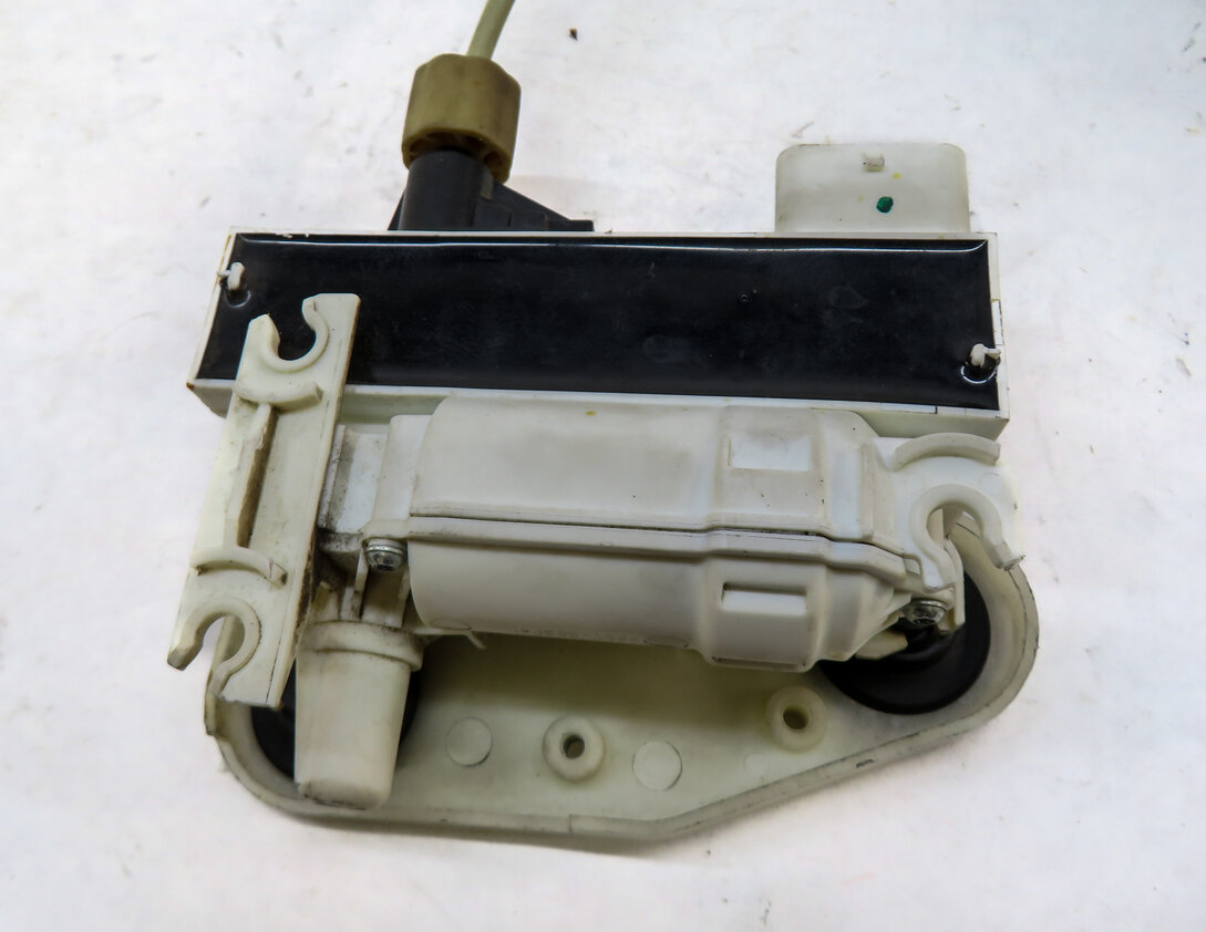 Thumbnail 5: 14-19 BMW 740i 750i 760i X5 X6 (F01 F15 F16) RIGHT REAR SOFT CLOSE DOOR LATCH