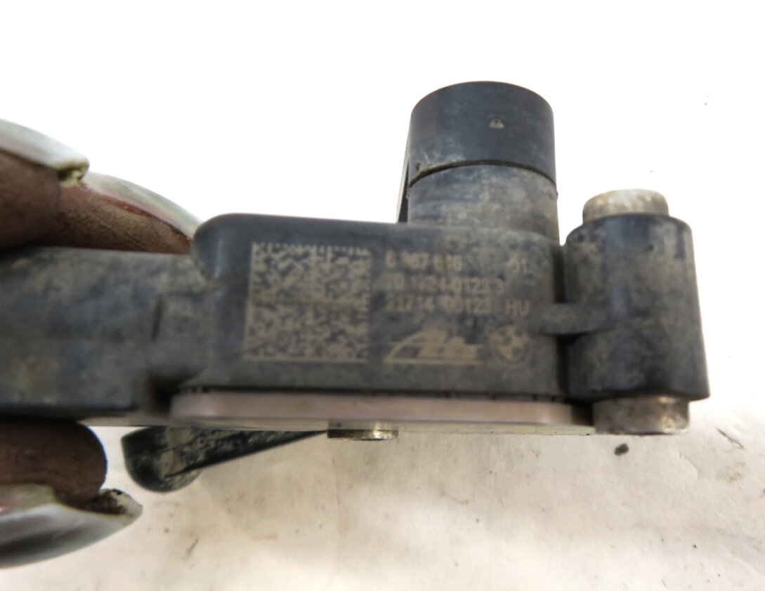 Thumbnail 6: 2015 BMW X5 (F15) FRONT LEFT DRIVER SIDE SUSPENSION HEIGHT LEVEL SENSOR