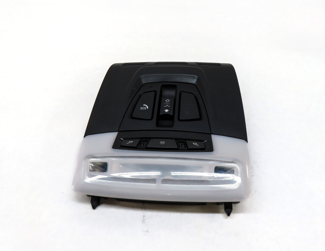 Thumbnail 2: 2015 BMW X5 (F15) FRONT ROOF CENTER PRIMARY DOME LIGHT & SUNROOF BUTTON (Black)