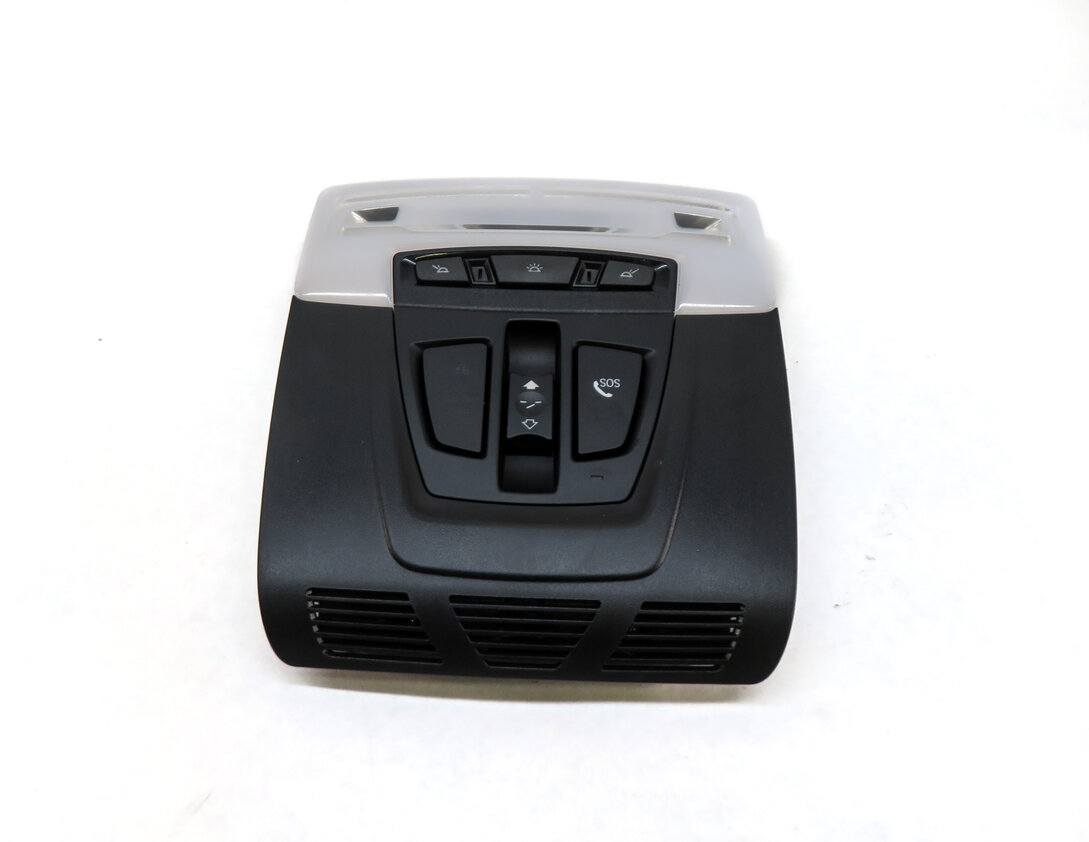 Thumbnail 4: 2015 BMW X5 (F15) FRONT ROOF CENTER PRIMARY DOME LIGHT & SUNROOF BUTTON (Black)