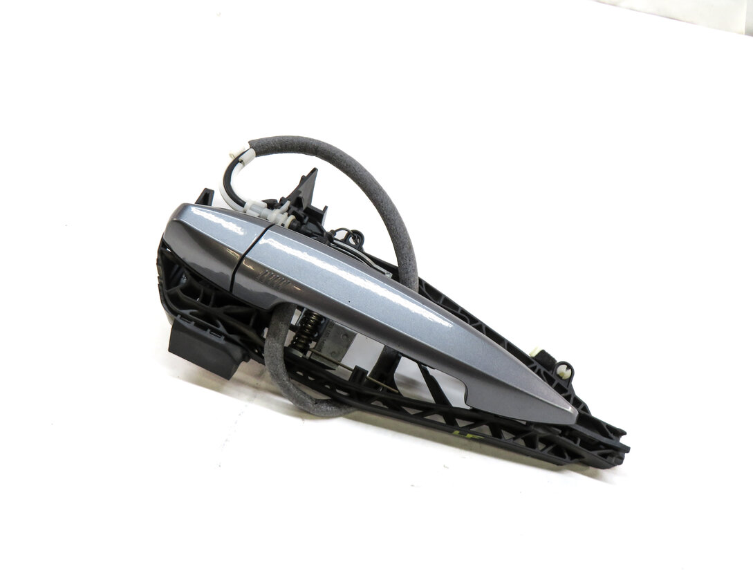 14-21 BMW X1 X2 X5 X6 (F15 F16 F39 F48) FRONT LEFT COMFORT DOOR HANDLE (Grey)