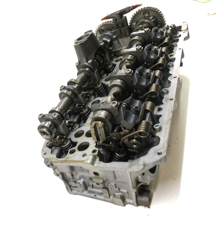 Thumbnail 6: 13-19 BMW 550i 650i 750i X5 X6 (F01 F10 F15) 4.4L N63 ENGINE RIGHT CYLINDER HEAD