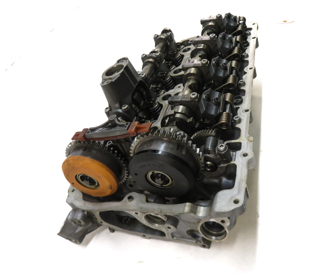 Thumbnail 6: 13-19 BMW 550i 650i 750i X5 X6 (F01 F10 F15) 4.4L N63 ENGINE LEFT CYLINDER HEAD
