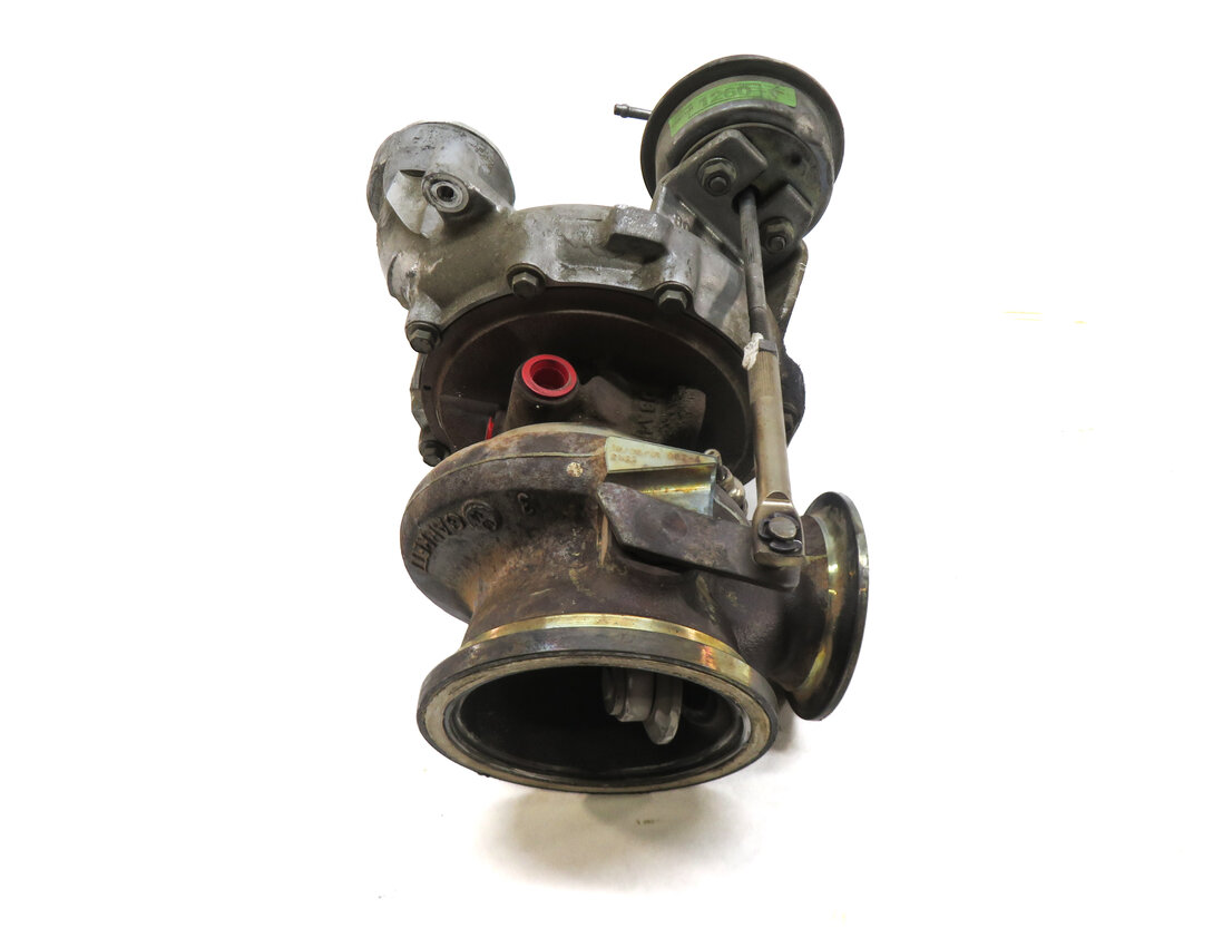 Thumbnail 2: 13-19 BMW 5 6 7 X5 X6 (F01 F06 F07 F10 F12) 4.4L N63 LEFT OR RIGHT TURBOCHARGER