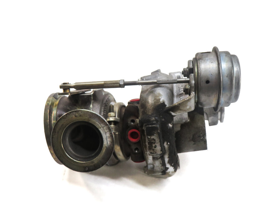 Thumbnail 4: 13-19 BMW 5 6 7 X5 X6 (F01 F06 F07 F10 F12) 4.4L N63 LEFT OR RIGHT TURBOCHARGER