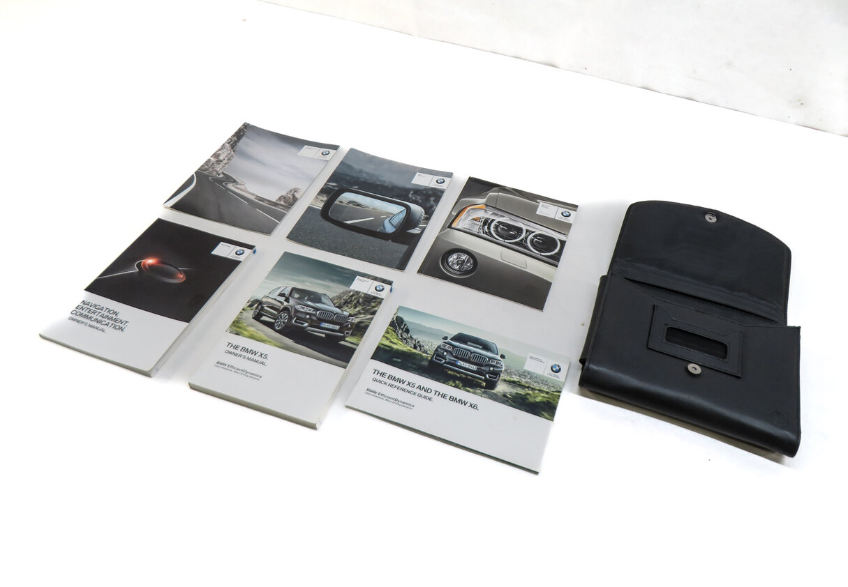 Thumbnail 2: 2015 BMW X5 (F15) OWNERS MANUAL BOOKLET SET 6 w/ CARRYING CASE