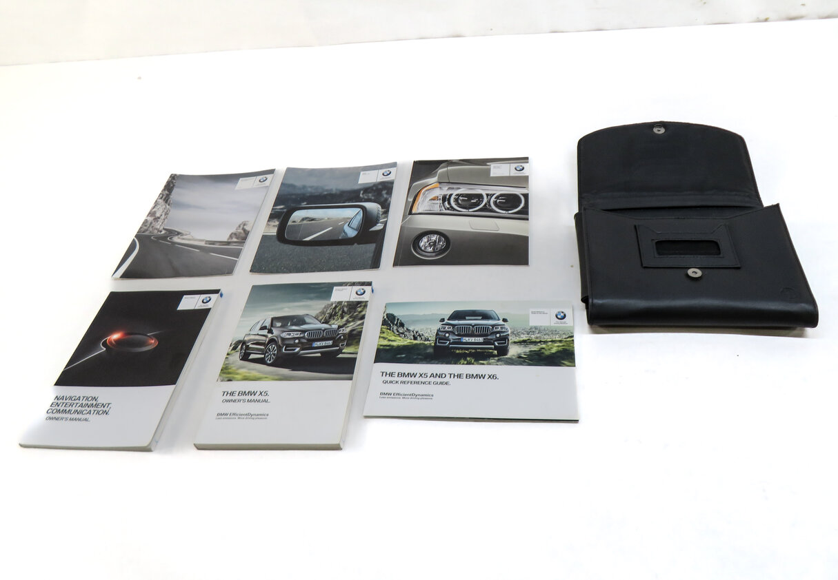 Thumbnail 3: 2015 BMW X5 (F15) OWNERS MANUAL BOOKLET SET 6 w/ CARRYING CASE