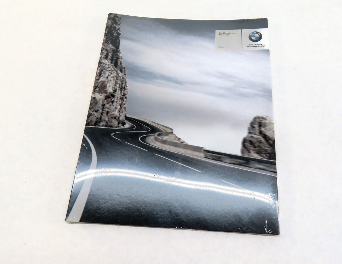 Thumbnail 8: 2015 BMW X5 (F15) OWNERS MANUAL BOOKLET SET 6 w/ CARRYING CASE