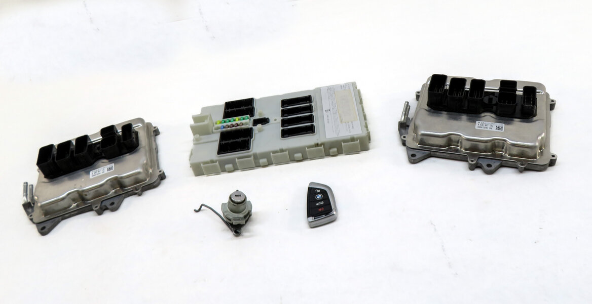 Thumbnail 2: 14-18 BMW X5 F15 4.4L N63 TURBO ENGINE DME BODY IMMOBILIZER LOCK MODULE KEY SET