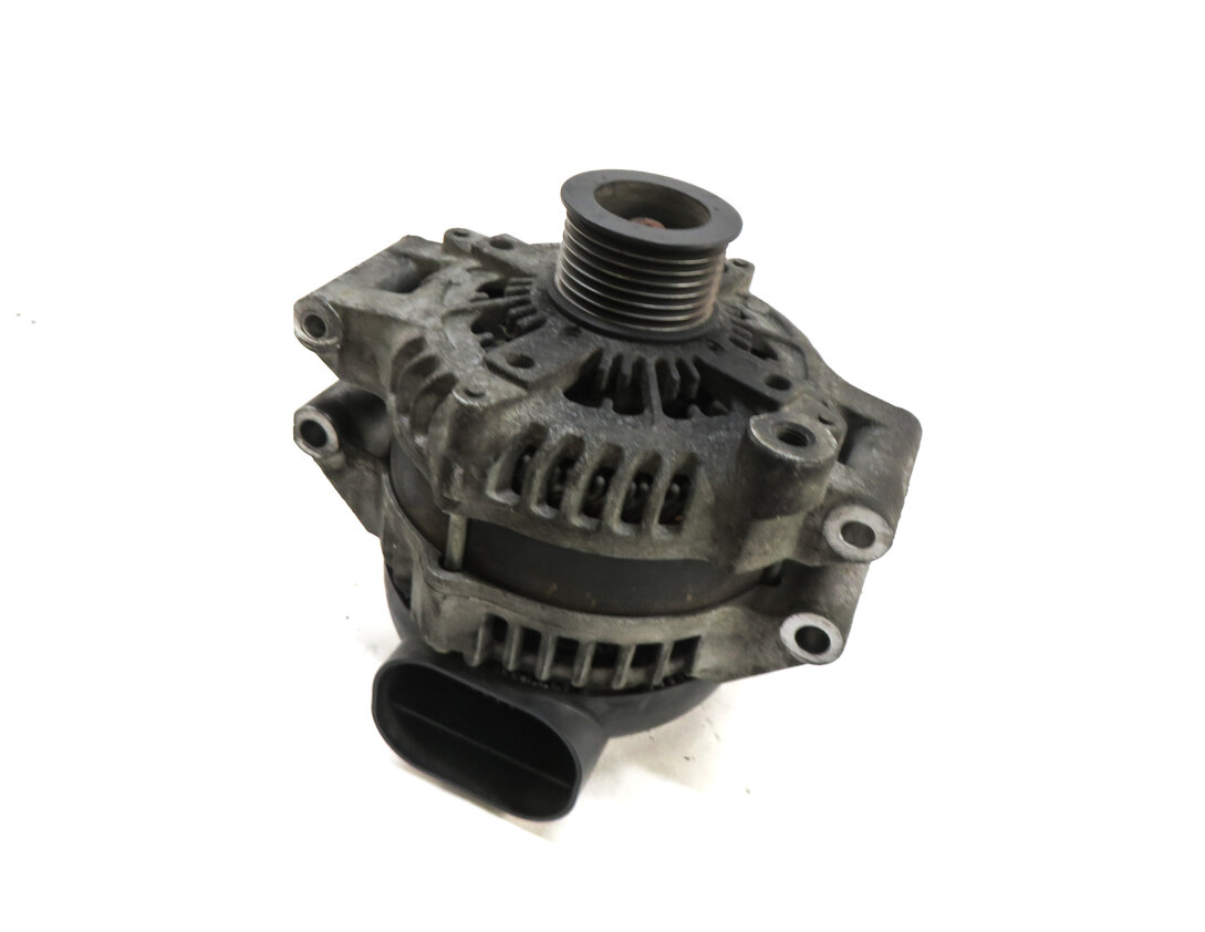 2012-2019 BMW 550i 650i 750i X5 X5M X6 X6M M5 M6 - 4.4L V8 ALTERNATOR (210 AMP)