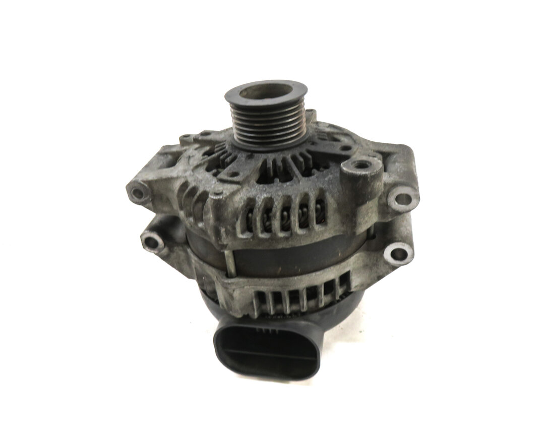 Thumbnail 2: 2012-2019 BMW 550i 650i 750i X5 X5M X6 X6M M5 M6 - 4.4L V8 ALTERNATOR (210 AMP)