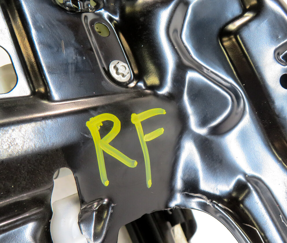Thumbnail 7: 2015 BMW X5 (F15) FRONT RIGHT PASSENGER SEAT TRACK WITH ADJUST MOTORS