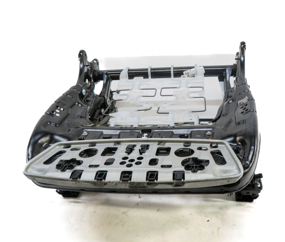 Thumbnail 2: 2015 BMW X5 (F15) FRONT LEFT DRIVER SEAT TRACK WITH ADJUST MOTORS