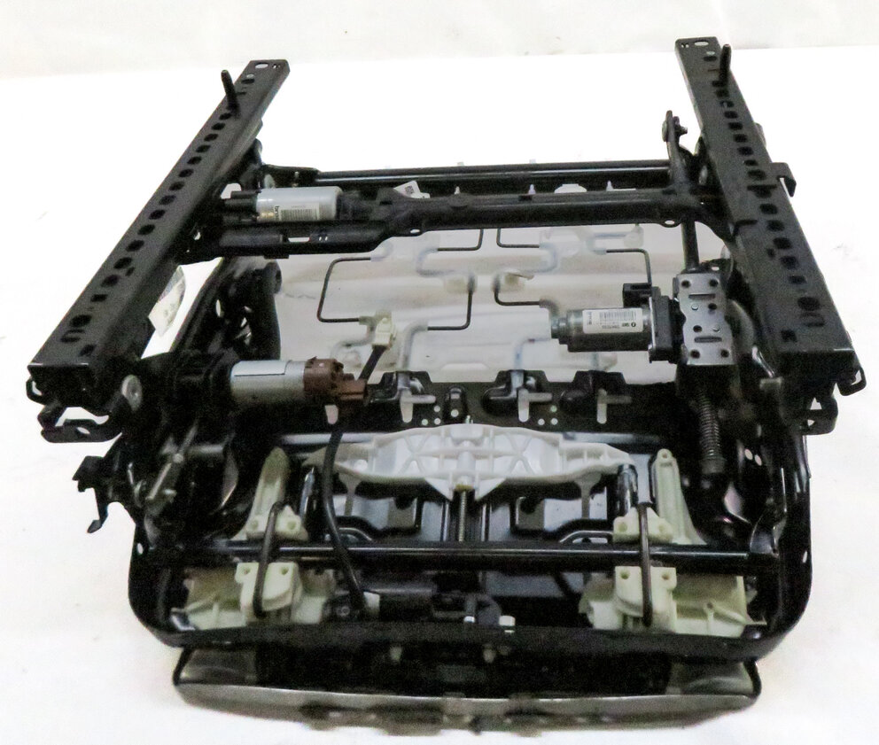Thumbnail 5: 2015 BMW X5 (F15) FRONT LEFT DRIVER SEAT TRACK WITH ADJUST MOTORS
