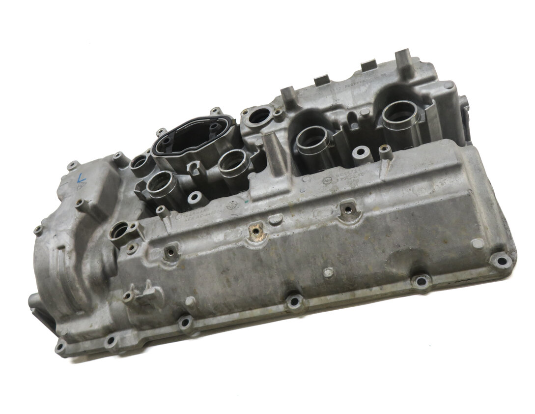 Thumbnail 3: 13-19 BMW 5 6 7 M5 M6 X5 X6 (F01 F06 F10 E70 E71) 4.4L N63 S63 LEFT VALVE COVER