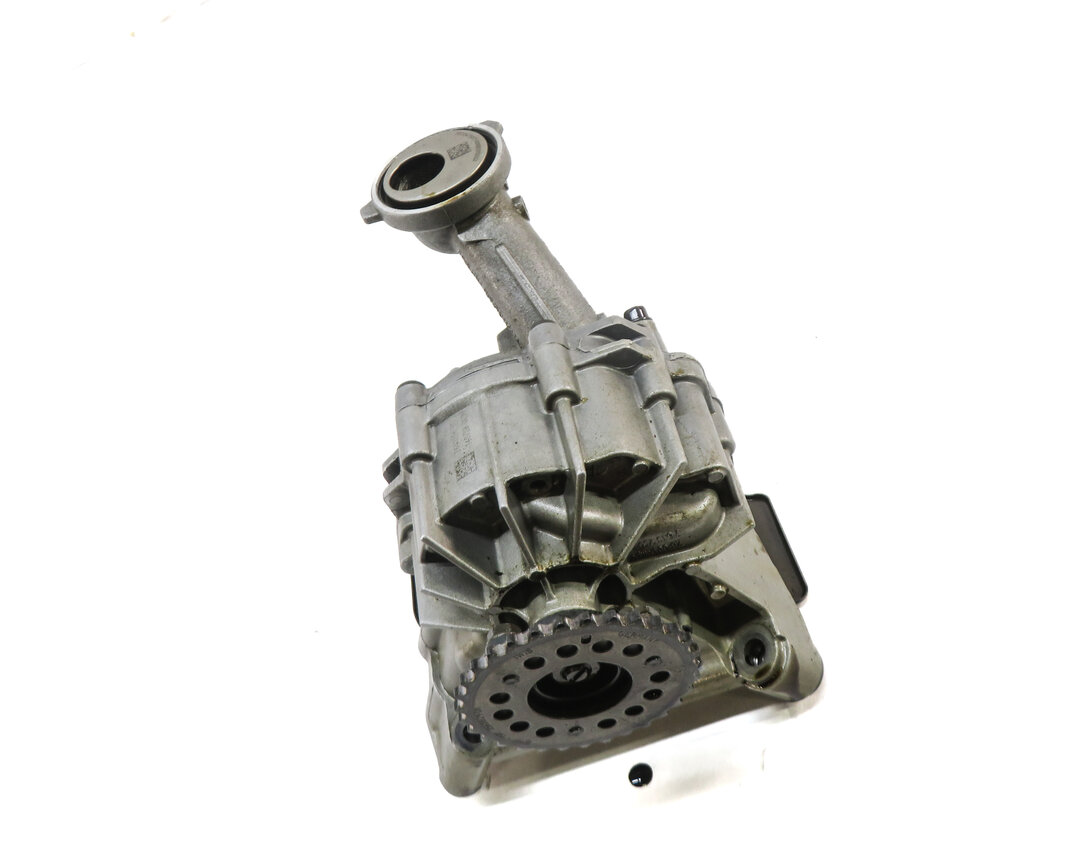 Thumbnail 3: 2015 BMW X5 (F15) 4.4L TWIN TURBO N63 ENGINE OIL PUMP w/ PICKUP TUBE