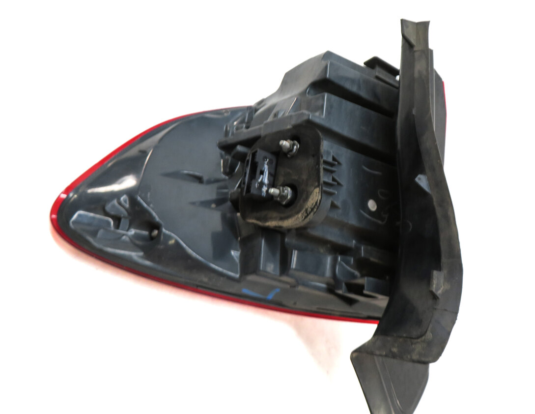 Thumbnail 5: 14-18 BMW X5 X5M ///M (F15 F85) LEFT DRIVER OUTER LED TAILLIGHT BRAKE LIGHT LAMP