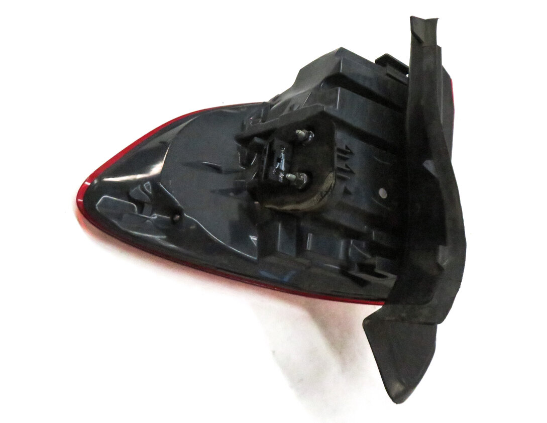 Thumbnail 6: 14-18 BMW X5 X5M ///M (F15 F85) LEFT DRIVER OUTER LED TAILLIGHT BRAKE LIGHT LAMP